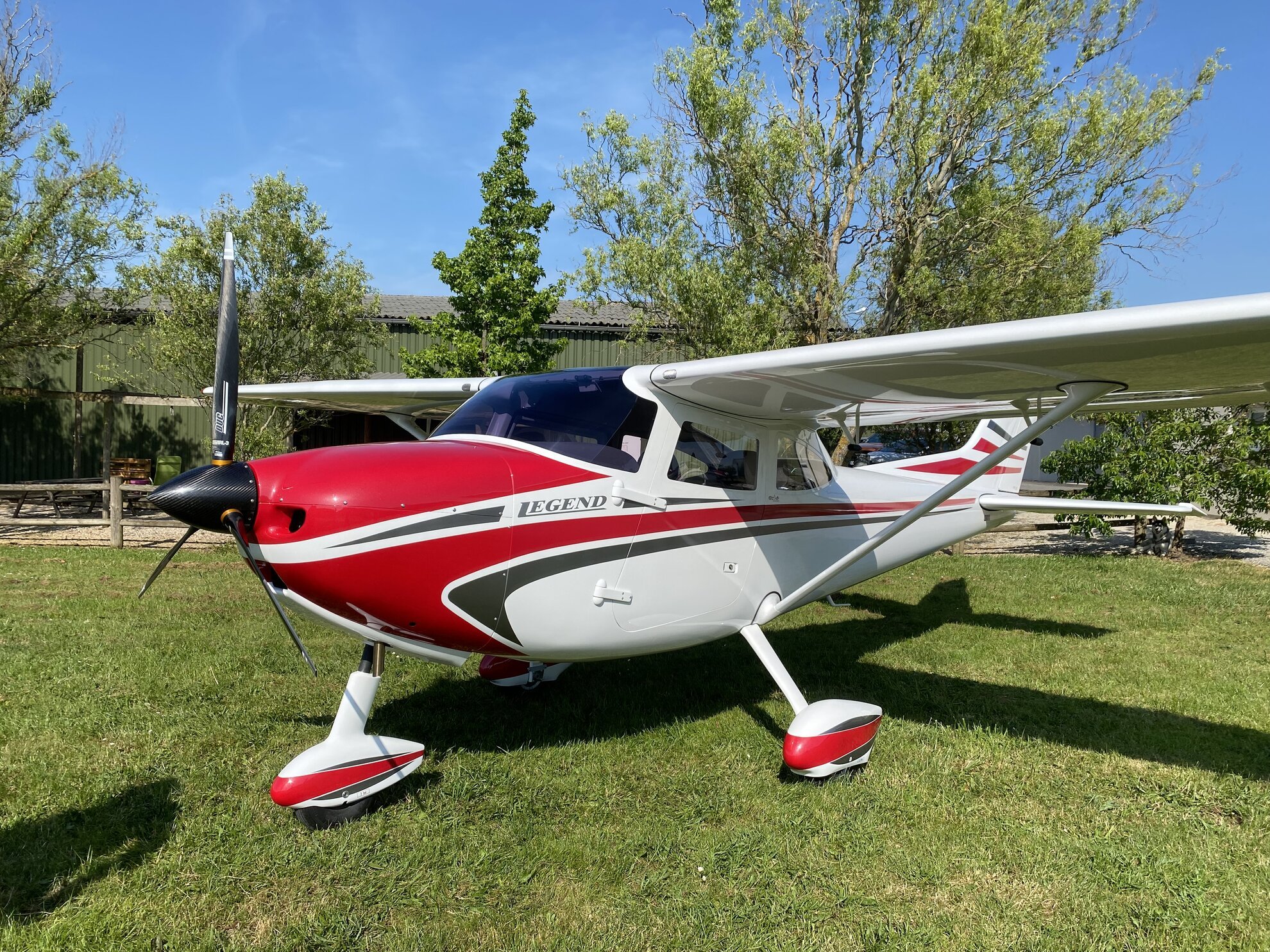 Gray Light Aviation - Importateur ULM Legend